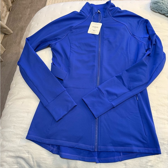 Fabletics Trinity Blue Cold Weather Performance Jacket Size Large NWT - Picture 1 of 13